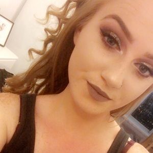 Meet your Posher, Bobbi